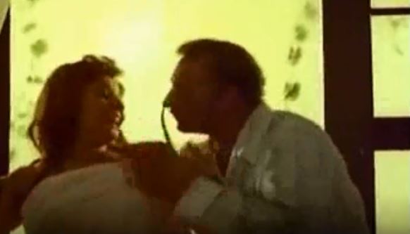 سكس مديحة يسري فيديو مسرب لفنانة مصرية عارية وبوس واحضان